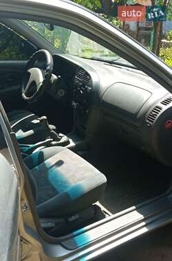 Седан Mitsubishi Lancer 1998 в Ширяево