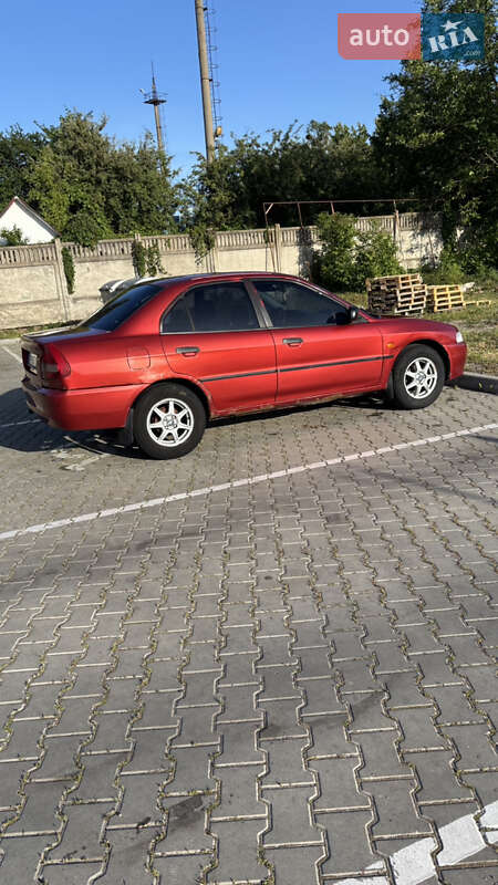 Седан Mitsubishi Lancer 1996 в Виннице