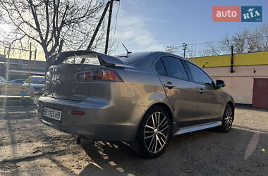 Седан Mitsubishi Lancer 2017 в 