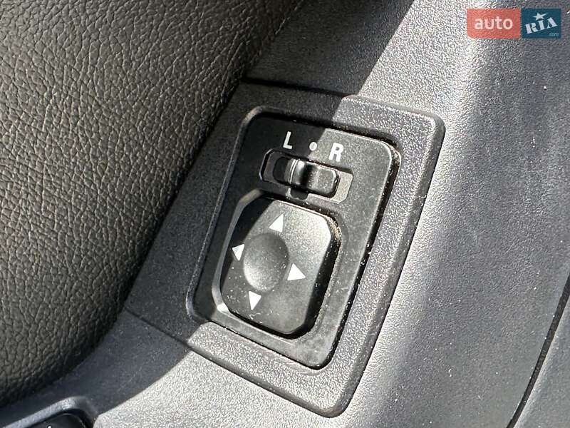 Седан Mitsubishi Lancer 2012 в Нетешине