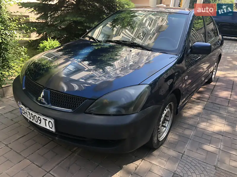 Mitsubishi Lancer