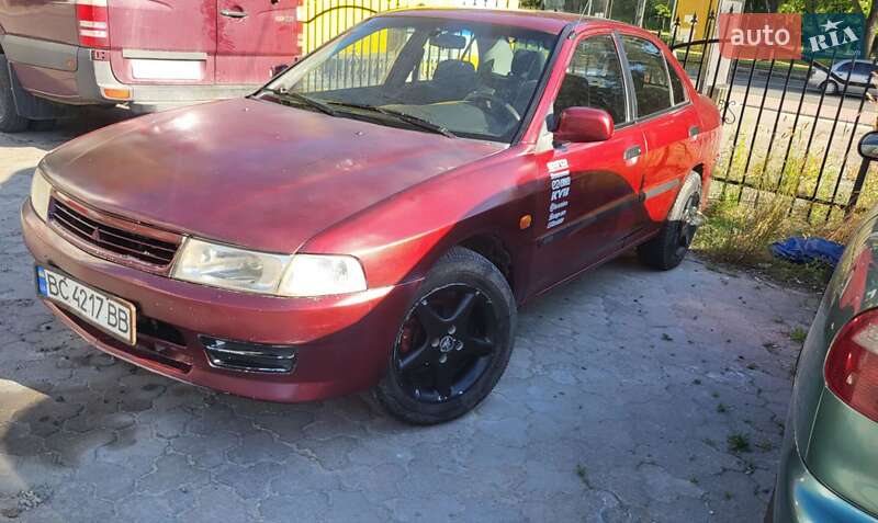 Mitsubishi Lancer 1996