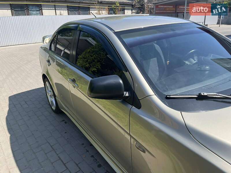 Седан Mitsubishi Lancer 2008 в Тальном