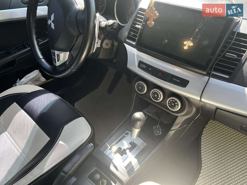 Седан Mitsubishi Lancer 2008 в Тальном