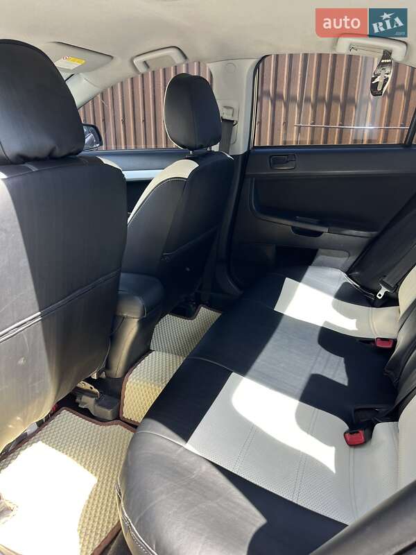 Седан Mitsubishi Lancer 2008 в Тальном