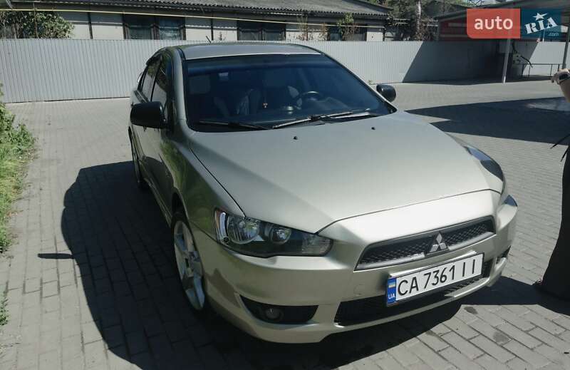 Седан Mitsubishi Lancer 2008 в Тальном