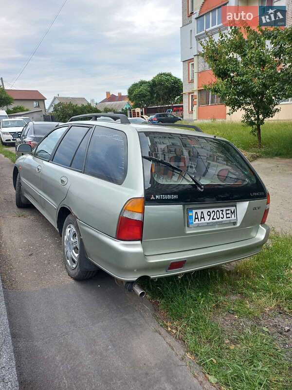 Mitsubishi Lancer 1995