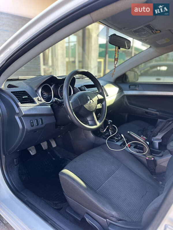 Седан Mitsubishi Lancer 2008 в Львове