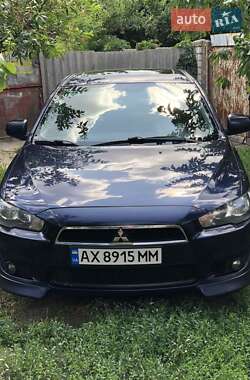 Седан Mitsubishi Lancer 2012 в Зміїві