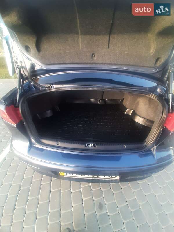 Седан Mitsubishi Lancer 2008 в Виннице