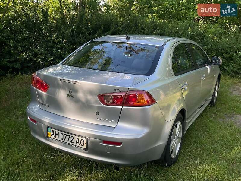 Седан Mitsubishi Lancer 2007 в Житомире