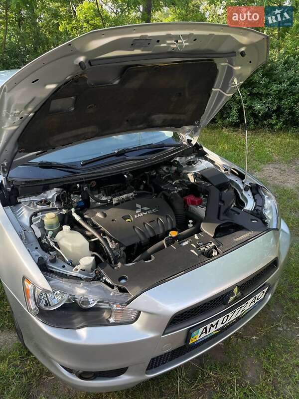 Седан Mitsubishi Lancer 2007 в Житомире