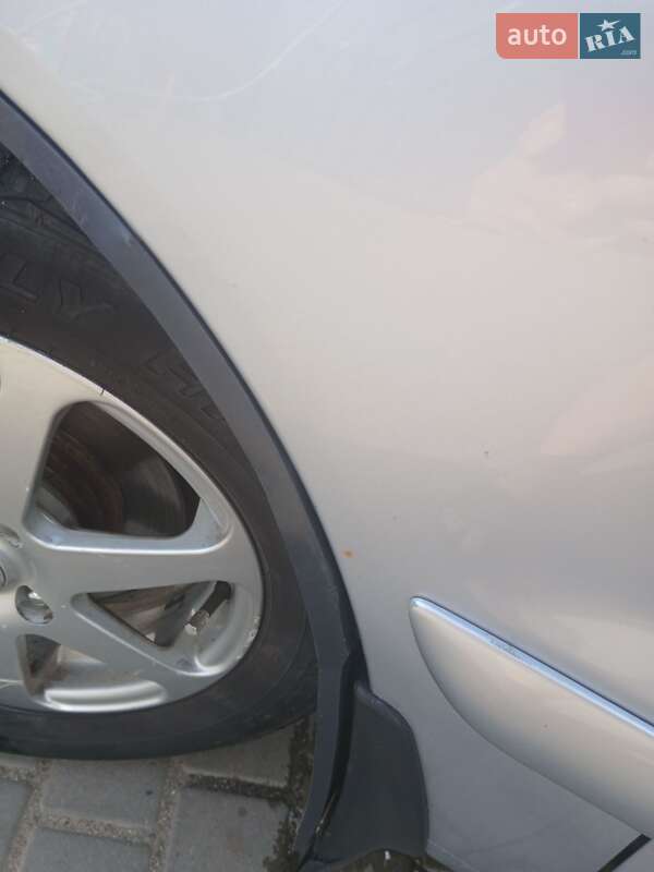 Седан Mitsubishi Lancer 2006 в Умани