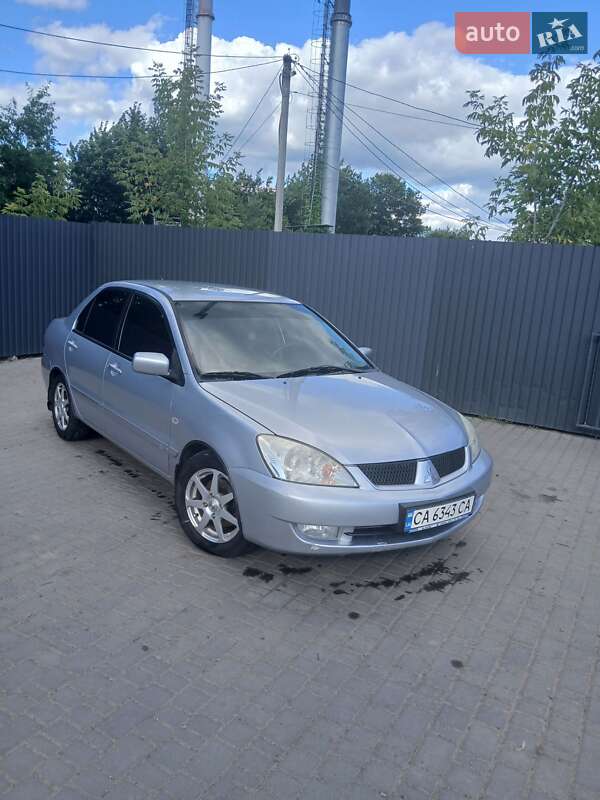 Седан Mitsubishi Lancer 2006 в Умани