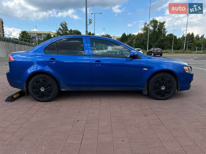 Седан Mitsubishi Lancer 2011 в Одессе