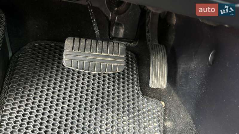 Седан Mitsubishi Lancer 2011 в Одессе