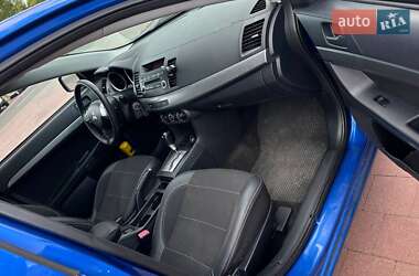 Седан Mitsubishi Lancer 2011 в 