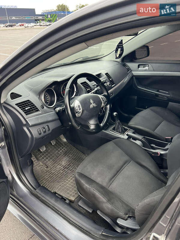 Седан Mitsubishi Lancer 2007 в Днепре