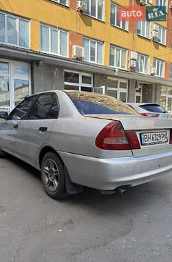 Седан Mitsubishi Lancer 1996 в 