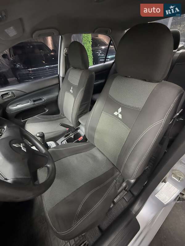 Седан Mitsubishi Lancer 2007 в Одесі фото 21 Седан Mitsubishi Lancer 2007 в Одесі