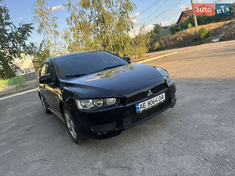 Mitsubishi Lancer 2012