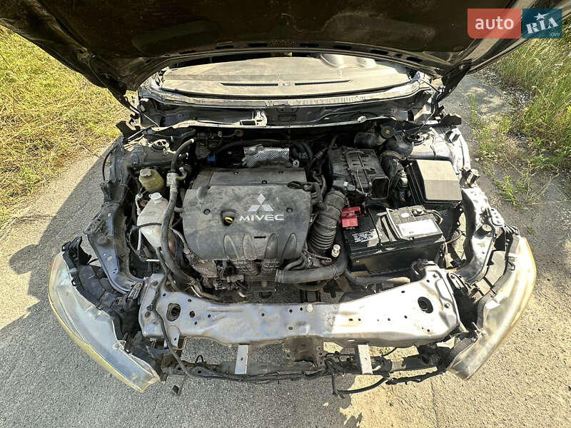 Седан Mitsubishi Lancer 2008 в Киеве