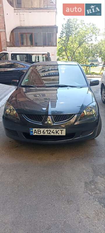 Универсал Mitsubishi Lancer 2004 в 
