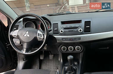 Седан Mitsubishi Lancer 2009 в 