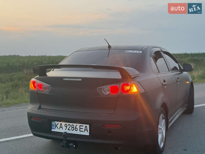 Седан Mitsubishi Lancer 2009 в Старокостянтинові