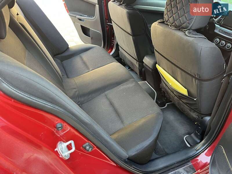 Седан Mitsubishi Lancer 2007 в Могилев-Подольске