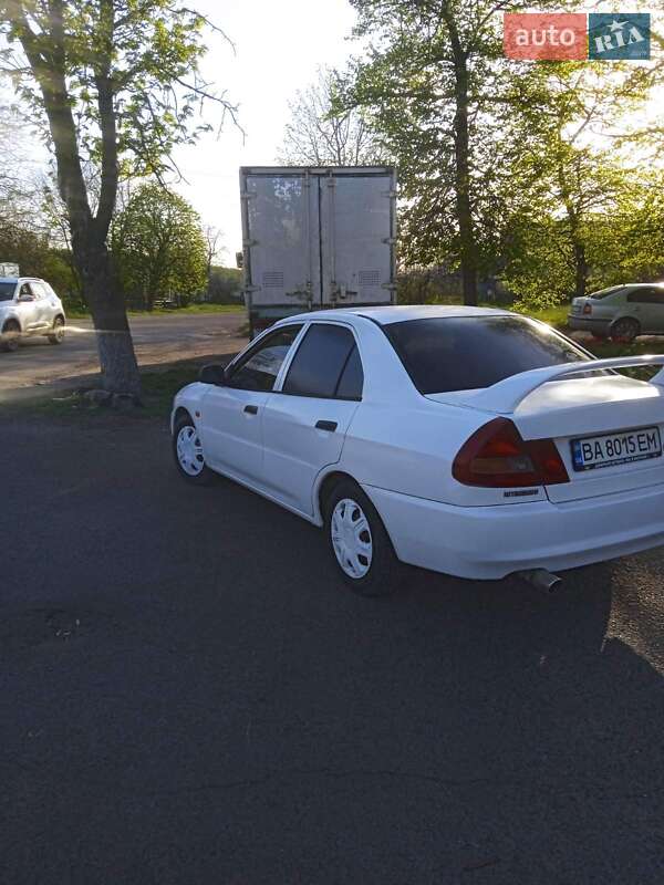 Седан Mitsubishi Lancer 1996 в Бершади фото 10 Седан Mitsubishi Lancer 1996 в Бершади