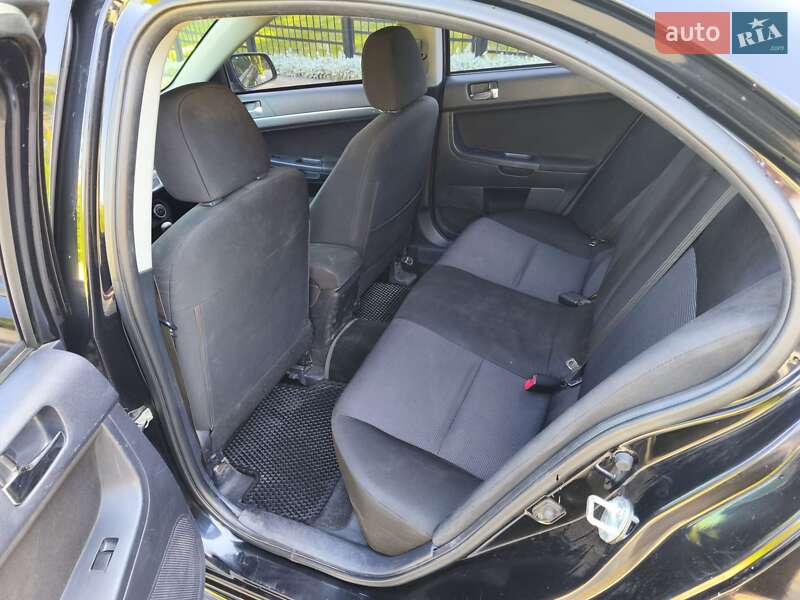 Седан Mitsubishi Lancer 2008 в Прилуках