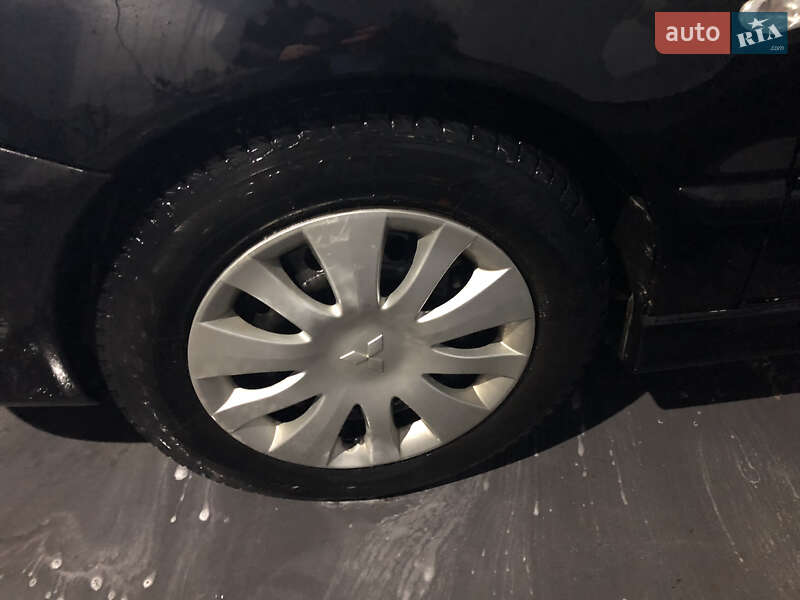 Седан Mitsubishi Lancer 2007 в Каменке