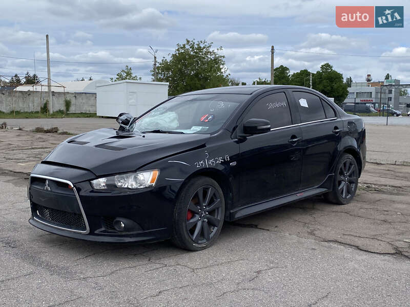 Седан Mitsubishi Lancer 2015 в 
