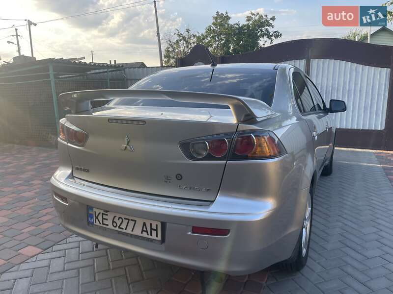 Седан Mitsubishi Lancer 2012 в Кобеляках