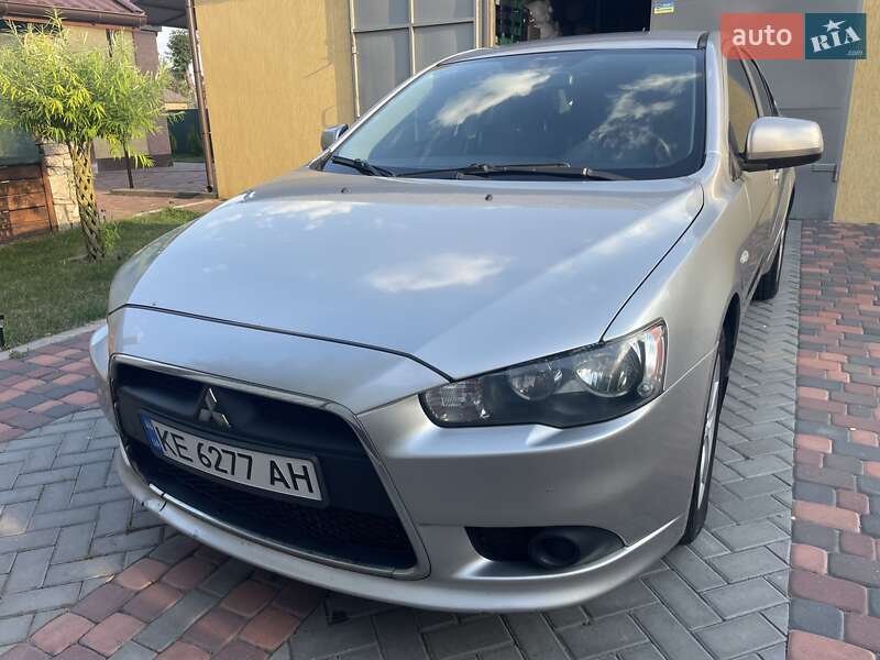 Седан Mitsubishi Lancer 2012 в Кобеляках