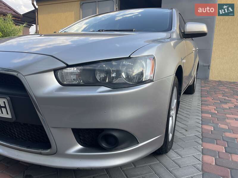 Седан Mitsubishi Lancer 2012 в Кобеляках