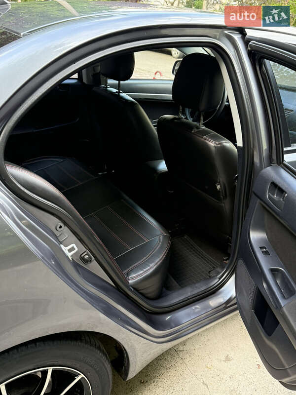 Седан Mitsubishi Lancer 2008 в Бурштині