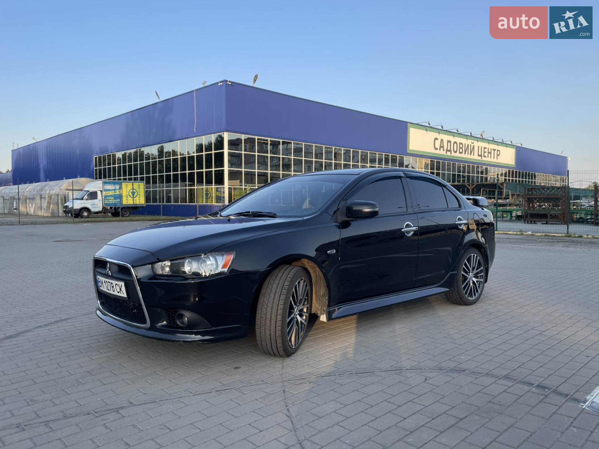 2017 Mitsubishi Lancer - мініатюра 4