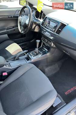 Седан Mitsubishi Lancer 2013 в 