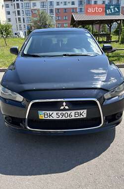 Седан Mitsubishi Lancer 2013 в 