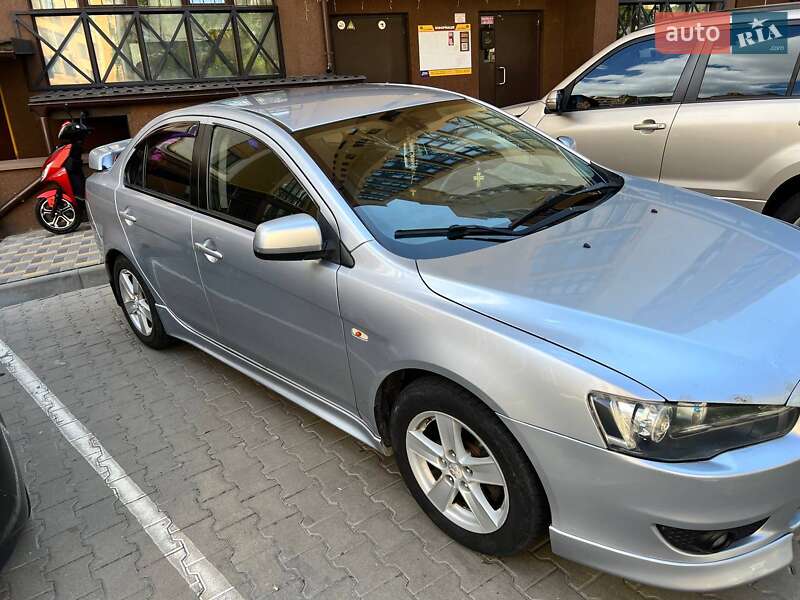 Седан Mitsubishi Lancer 2007 в Києві
