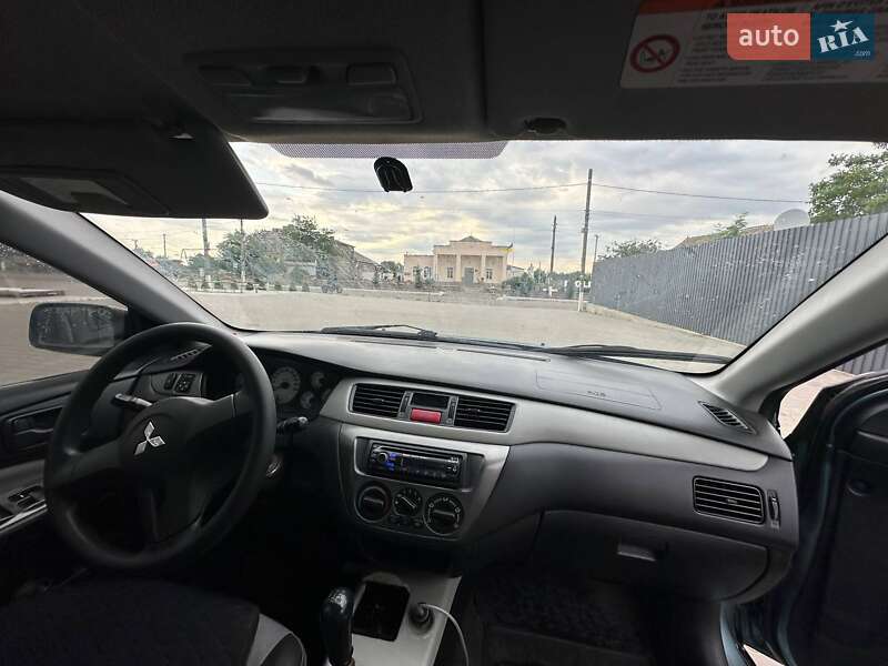 Седан Mitsubishi Lancer 2007 в Доманевке