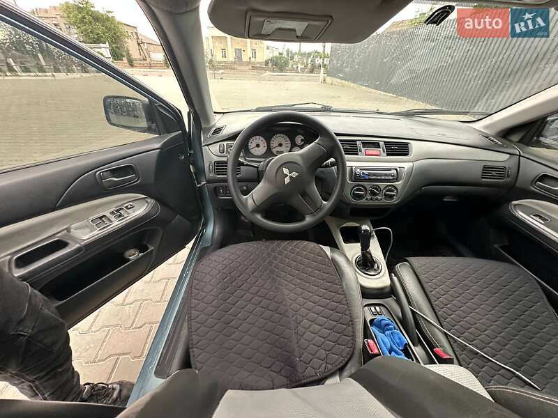 Седан Mitsubishi Lancer 2007 в Доманевке