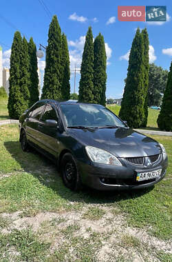 Седан Mitsubishi Lancer 2003 в Броварах