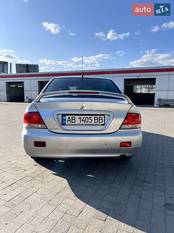 Седан Mitsubishi Lancer 2008 в Кривому Розі