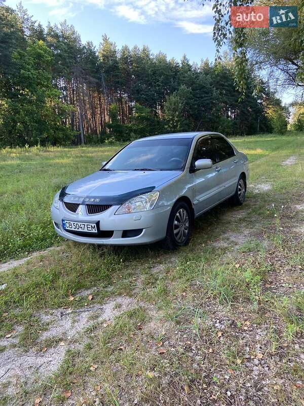 Седан Mitsubishi Lancer 2005 в Прилуках