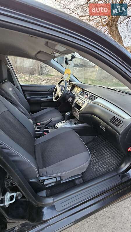 Седан Mitsubishi Lancer 2006 в Вознесенске