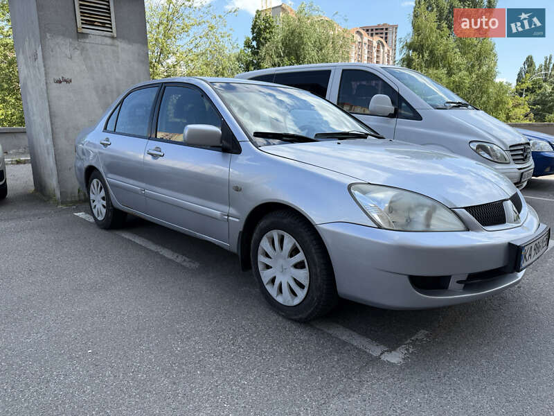 Седан Mitsubishi Lancer 2007 в Києві