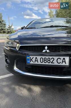 Седан Mitsubishi Lancer 2016 в 